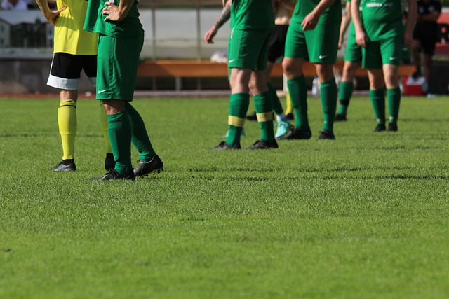 且净胜两球 且净胜两球